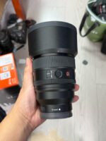 Sony FE 85mm 1.4gm second-generation lens, color 999, front of the new original lens hood - Image 4