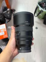 Sony FE 85mm 1.4gm second-generation lens, color 999, front of the new original lens hood - Image 3